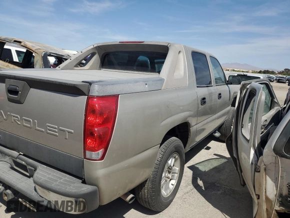 2004 Chevrolet Avalanche Z66 with VIN 3GNEC12T84G180542, listed as a Copart auction lot 45224895 with 189,709 mi miles and Salvage Title. Bid and sale history available at DreamBid. Image 3.