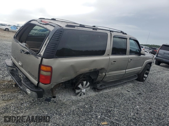 2003 Chevrolet Suburban LT with VIN 3GNEC16Z13G215015, listed as a Copart auction lot 71533544 with 430,252 mi miles and Salvage Title. Bid and sale history available at carsss.com. Image 3.
