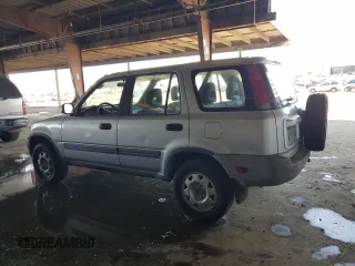 1998 Honda CR-V LX with VIN JHLRD1749WC044471, listed as a Copart auction lot 85350544 with 215,324 mi miles and Salvage Title. Bid and sale history available at carsss.com. Image 2.