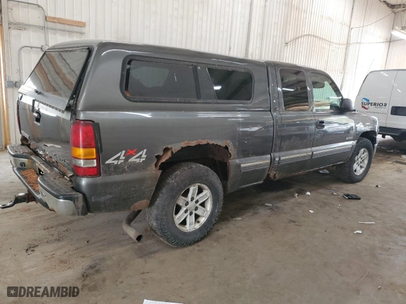 2002 Chevrolet Silverado 1500 LS with VIN 1GCEK19T12E268743, listed as a Copart auction lot 53627215 with 242,914 mi miles and Clean Title. Bid and sale history available at carsss.com. Image 3.