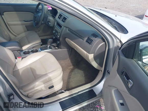 2010 Ford Fusion SEL with VIN 3FAHP0JA7AR310398, listed as a IAAI auction lot 42153180 with 191,762 mi miles and . Bid and sale history available at DreamBid. Image 5.