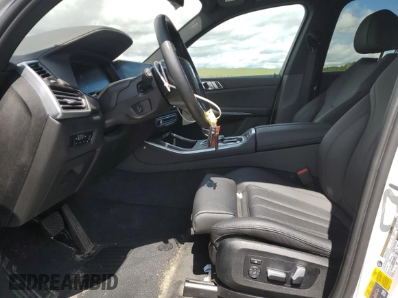 2022 BMW X5 xDrive45e with VIN 5UXTA6C03N9L84706, listed as a Copart auction lot 50725583 with 25,616 mi miles and . Bid and sale history available at DreamBid. Image 7.