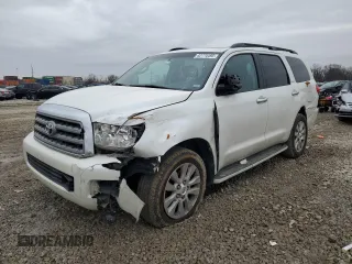 2015 Toyota Sequoia Platinum with VIN 5TDDW5G13FS125396, listed as a Copart auction lot 42774495 with 111,365 mi miles and Salvage Title. Bid and sale history available at DreamBid. Image 1.