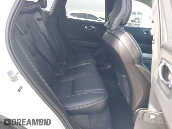2019 Volvo XC60 Inscription с VIN LYV102DL9KB298767, выставлен на аукционе IAAI как лот 42491133 с пробегом 26 507 миль миль и . История ставок и продаж доступна на DreamBid. Изображение 8.