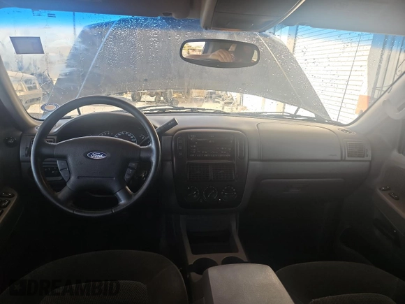 2002 Ford Explorer XLT with VIN 1FMZU73W72ZC32268, listed as a Copart auction lot 76959984 with 160,750 mi miles and Clean title. Bid and sale history available at DreamBid. Image 9.