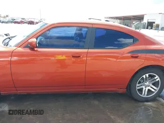 2006 Dodge Charger R/T with VIN 2B3KA53HX6H234270, listed as a IAAI auction lot 40380733 with 177,479 mi miles and . Bid and sale history available at carsss.com. Image 14.