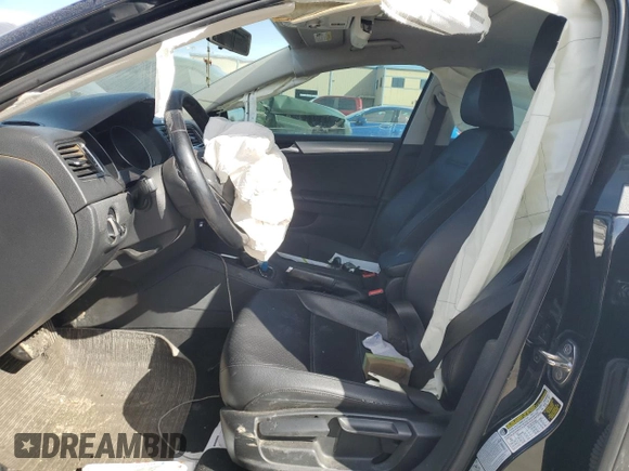 2015 Volkswagen Jetta Sedan 1.8T SE w/Connectivity with VIN 3VWD07AJXFM275671, listed as a Copart auction lot 88924785 with 0 mi miles and Clean Title. Bid and sale history available at carsss.com. Image 7.