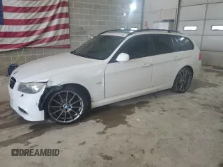 2011 BMW 3 Series 328i xDrive with VIN WBAUU3C52BA542628, listed as a Copart auction lot 71337384 with Not Provided miles and Salvage Title. Bid and sale history available at DreamBid. Image 1.