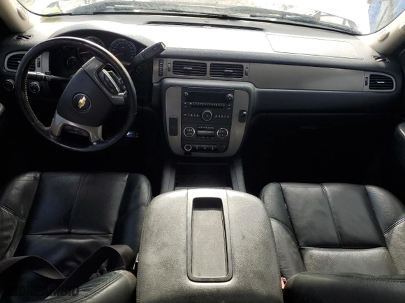 2013 Chevrolet Silverado 1500 LTZ with VIN 3GCPKTE72DG109321, listed as a Copart auction lot 43525585 with 147,939 mi miles and Clean Title. Bid and sale history available at carsss.com. Image 8.
