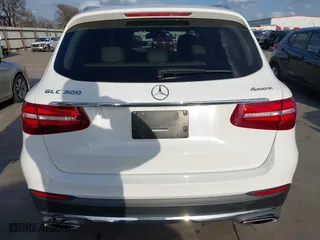 2019 Mercedes-Benz GLC with VIN WDC0G4KB0KV154015, listed as a IAAI auction lot 41049218 with 38,473 mi miles. Bid and sale history available at carsss.com. Image 17.