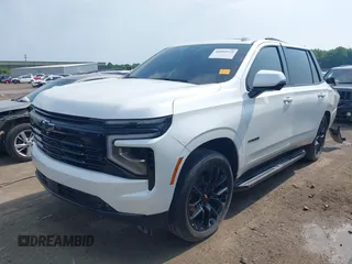 2025 Chevrolet Tahoe z VIN 1GNS6RRD7SR121714, wystawiony jako IAAI lot #42602552 z przebiegiem 9 824 mil mil oraz . Historia ofert i sprzedaży dostępna na DreamBid. Obrazek 17.