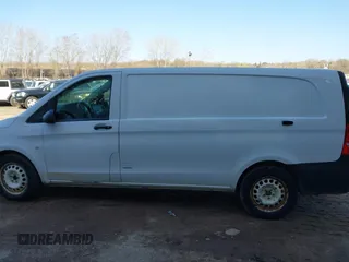 2019 Mercedes-Benz Metris Cargo z VIN WD3PG3EA7K3532483, wystawiony jako IAAI lot #42049937 z przebiegiem 275 592 mil mil oraz . Historia ofert i sprzedaży dostępna na DreamBid. Obrazek 14.