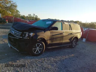 2019 Ford Expedition Max XLT z VIN 1FMJK1HT4KEA36195, wystawiony jako IAAI lot #41764739 z przebiegiem 106 543 mil mil oraz . Historia ofert i sprzedaży dostępna na DreamBid. Obrazek 14.