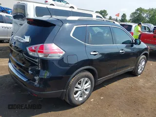 2016 Nissan Rogue SL with VIN 5N1AT2MT3GC923752, listed as a IAAI auction lot 40008148 with 87,650 mi miles. Bid and sale history available at carsss.com. Image 4.