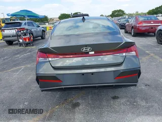 2025 Hyundai Elantra SEL Convenience with VIN KMHLS4DG9SU905768, listed as a IAAI auction lot 42101897 with 7,303 mi miles and . Bid and sale history available at DreamBid. Image 16.