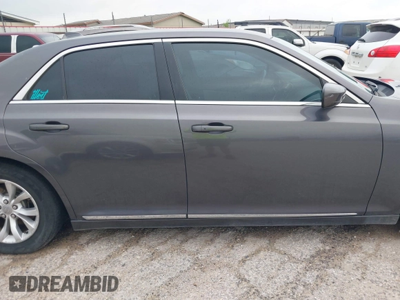 2015 Chrysler 300 Limited with VIN 2C3CCAAG4FH814179, listed as a IAAI auction lot 42058849 with 167,946 mi miles. Bid and sale history available at carsss.com. Image 13.