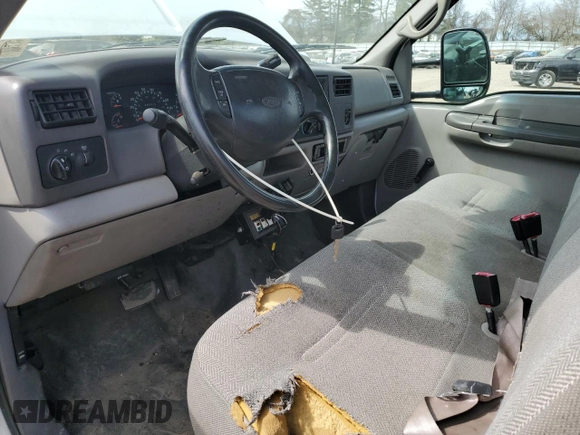 1999 Ford F-250 XL with VIN 1FTNF21L1XEA44790, listed as a Copart auction lot 50987925 with 283,340 mi miles and Clean title. Bid and sale history available at DreamBid. Image 8.