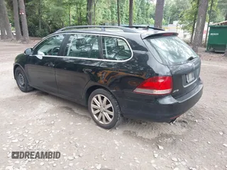 2011 Volkswagen Jetta SE с VIN 3VWPZ7AJ4BM717986, выставлен на аукционе IAAI как лот 42451199 с пробегом 213 710 миль миль и . История ставок и продаж доступна на DreamBid. Изображение 3.