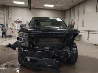 2019 Chevrolet Silverado 1500 RST with VIN 1GCRYEED8KZ349964, listed as a IAAI auction lot 41351226 with 128,334 mi miles and . Bid and sale history available at DreamBid. Image 12.