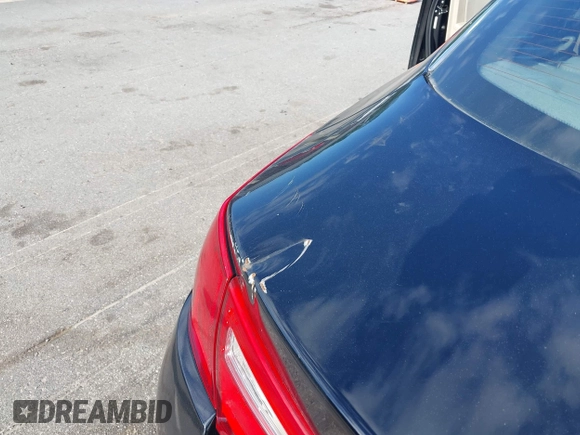2014 Kia Optima LX z VIN 5XXGM4A76EG301383, wystawiony jako IAAI lot #42180600 z przebiegiem 97 132 mil mil oraz . Historia ofert i sprzedaży dostępna na DreamBid. Obrazek 12.