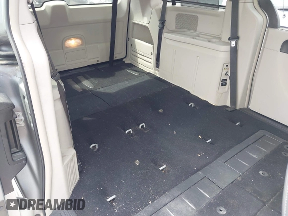2014 Chrysler Town & Country Touring-L with VIN 2C4RC1CG2ER107917, listed as a IAAI auction lot 42180194 with 169,447 mi miles. Bid and sale history available at carsss.com. Image 8.