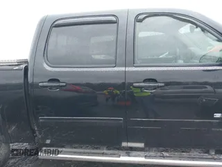2011 GMC Sierra 1500 SLT with VIN 3GTP2WE37BG277399, listed as a IAAI auction lot 41057460 with 174,949 mi miles and . Bid and sale history available at DreamBid. Image 14.