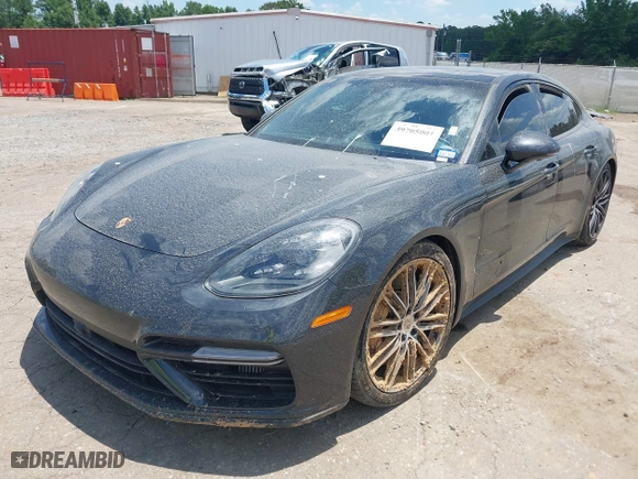 2017 Porsche Panamera Turbo with VIN WP0AF2A75HL152702, listed as a IAAI auction lot 39705001 with 1 mi miles. Bid and sale history available at carsss.com. Image 17.