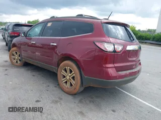 2016 Chevrolet Traverse LT z VIN 1GNKRGKD1GJ169074, wystawiony jako IAAI lot #42247451 z przebiegiem 139 889 mil mil oraz . Historia ofert i sprzedaży dostępna na DreamBid. Obrazek 3.