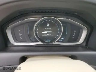 2015 Volvo XC60 T6 Drive-E with VIN YV449MDK4F2664550, listed as a Copart auction lot 82376764 with 128,594 mi miles and Salvage Title. Bid and sale history available at carsss.com. Image 9.