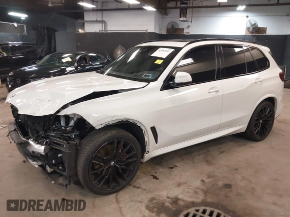 2022 BMW X5 xDrive40i with VIN 5UXCR6C07N9K43338, listed as a IAAI auction lot 42484107 with 42,899 mi miles and . Bid and sale history available at DreamBid. Image 19.