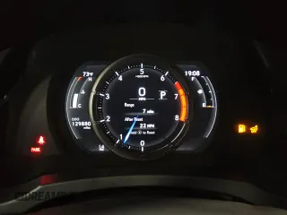2021 Lexus IS 350 F Sport z VIN JTHGZ1E23M5019248, wystawiony jako Copart lot #52849825 z przebiegiem 129 880 mil mil oraz Czysty tytuł • Clean title. Historia ofert i sprzedaży dostępna na DreamBid. Obrazek 9.