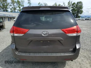 2013 Toyota Sienna XLE с VIN 5TDDK3DC9DS051534, выставлен на аукционе Copart как лот 61487035 с пробегом 66 168 миль миль и Списание • Salvage title. История ставок и продаж доступна на DreamBid. Изображение 6.