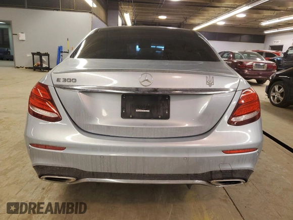 2018 Mercedes-Benz E-Class E 300 with VIN WDDZF4JBXJA476397, listed as a Copart auction lot 44720865 with 48,098 mi miles and Salvage Title. Bid and sale history available at carsss.com. Image 6.