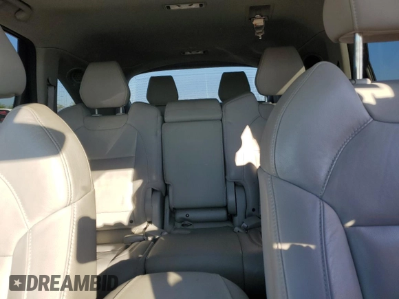 2016 Acura MDX w/Tech with VIN 5FRYD4H42GB013655, listed as a Copart auction lot 50546505 with 152,395 mi miles and Salvage Title. Bid and sale history available at carsss.com. Image 10.