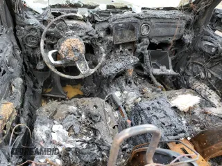 2023 Jeep Wrangler Sahara z VIN 1C4JJXP66PW698724, wystawiony jako Copart lot #55587825 z przebiegiem Nie podano mil oraz Nie do naprawy • Non repairable. Historia ofert i sprzedaży dostępna na DreamBid. Obrazek 8.
