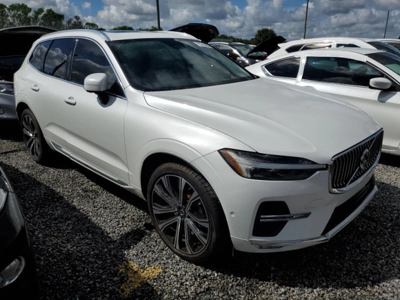 2023 Volvo XC60 Ultimate Bright Theme with VIN YV4L12DF3P1339678, listed as a Copart auction lot 73740494 with 0 mi miles and Non Repairable. Bid and sale history available at carsss.com. Image 4.