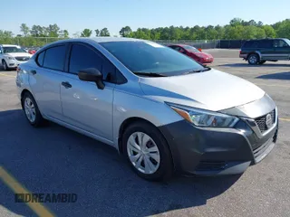 2020 Nissan Versa S with VIN 3N1CN8DV7LL811887, listed as a IAAI auction lot 42064948 with 115,490 mi miles. Bid and sale history available at carsss.com. Image 1.