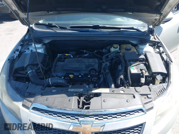 2014 Chevrolet Cruze 1LT with VIN 1G1PC5SB0E7158038, listed as a IAAI auction lot 41946995 with 164,578 mi miles and . Bid and sale history available at DreamBid. Image 10.