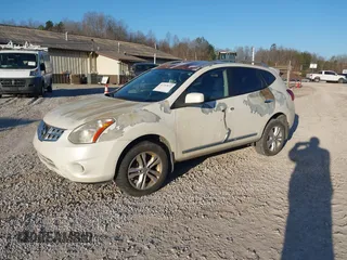 2013 Nissan Rogue S with VIN JN8AS5MT1DW534860, listed as a IAAI auction lot 41757072 with 206,778 mi miles. Bid and sale history available at carsss.com. Image 2.
