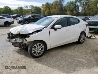 2018 Toyota Yaris with VIN 3MYDLBYV2JY302984, listed as a Copart auction lot 50036685 with 175,673 mi miles and Salvage Title. Bid and sale history available at DreamBid. Image 1.