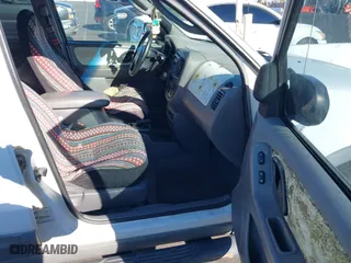 2001 Ford Escape XLT with VIN 1FMYU04181KD97470, listed as a IAAI auction lot 41896246 with 123,880 mi miles. Bid and sale history available at carsss.com. Image 5.