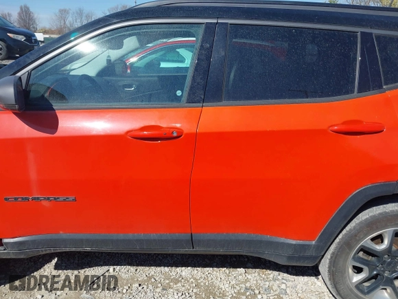 2018 Jeep Compass Trailhawk with VIN 3C4NJDDB4JT336745, listed as a IAAI auction lot 41898924 with 94,471 mi miles and . Bid and sale history available at carsss.com. Image 14.