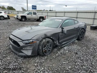 2021 Ford Mustang GT with VIN 1FA6P8CF0M5140570, listed as a Copart auction lot 49557355 with 37,837 mi miles and Salvage Title. Bid and sale history available at carsss.com. Image 1.