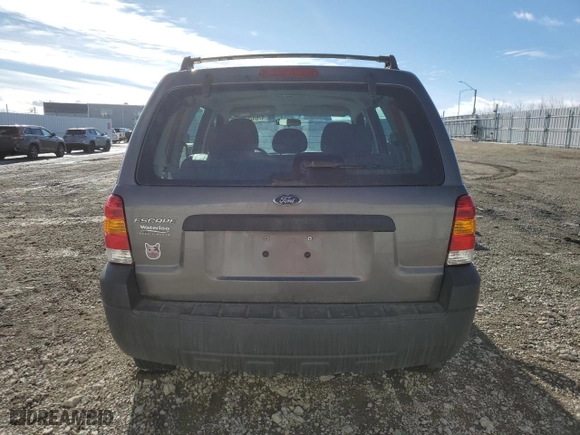2006 Ford Escape XLS with VIN 1FMYU92Z86KA56686, listed as a Copart auction lot 47642045 with 196,804 mi miles and Clean Title. Bid and sale history available at carsss.com. Image 6.