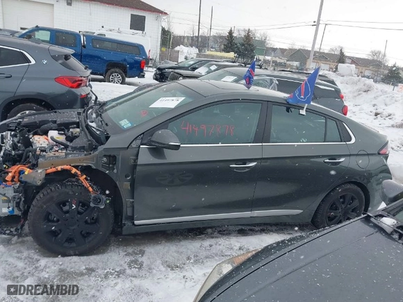2021 Hyundai Ioniq Plug-In Hybrid Limited with VIN KMHCX5LD8MU250598, listed as a IAAI auction lot 41497878 with NaN miles. Bid and sale history available at carsss.com. Image 14.