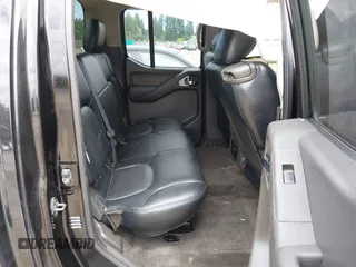 2010 Nissan Frontier SE z VIN 1N6AD0EV3AC436304, wystawiony jako IAAI lot #42532271 z przebiegiem 305 162 mil mil oraz . Historia ofert i sprzedaży dostępna na DreamBid. Obrazek 8.