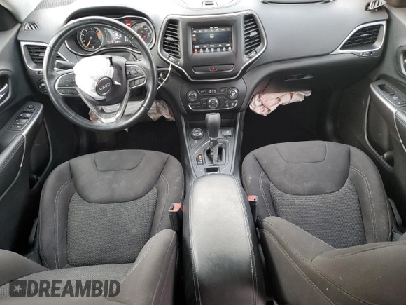 2019 Jeep Cherokee Latitude with VIN 1C4PJMCB9KD238151, listed as a Copart auction lot 50569995 with 121,833 mi miles and Salvage Title. Bid and sale history available at carsss.com. Image 8.