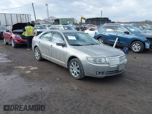 2008 Lincoln MKZ with VIN 3LNHM28T68R657068, listed as a IAAI auction lot 41431401 with 128,940 mi miles. Bid and sale history available at carsss.com. Image 1.