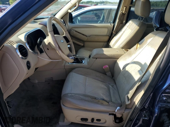 2006 Ford Explorer Eddie Bauer z VIN 1FMEU74E46UA98827, wystawiony jako Copart lot #52624135 z przebiegiem 223 740 mil mil oraz Szkoda całkowita • Salvage title. Historia ofert i sprzedaży dostępna na DreamBid. Obrazek 7.