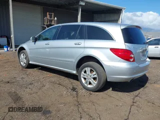 2006 Mercedes-Benz R-Class 5.0L with VIN 4JGCB75E36A002490, listed as a IAAI auction lot 41486426 with 70,055 mi miles. Bid and sale history available at carsss.com. Image 3.